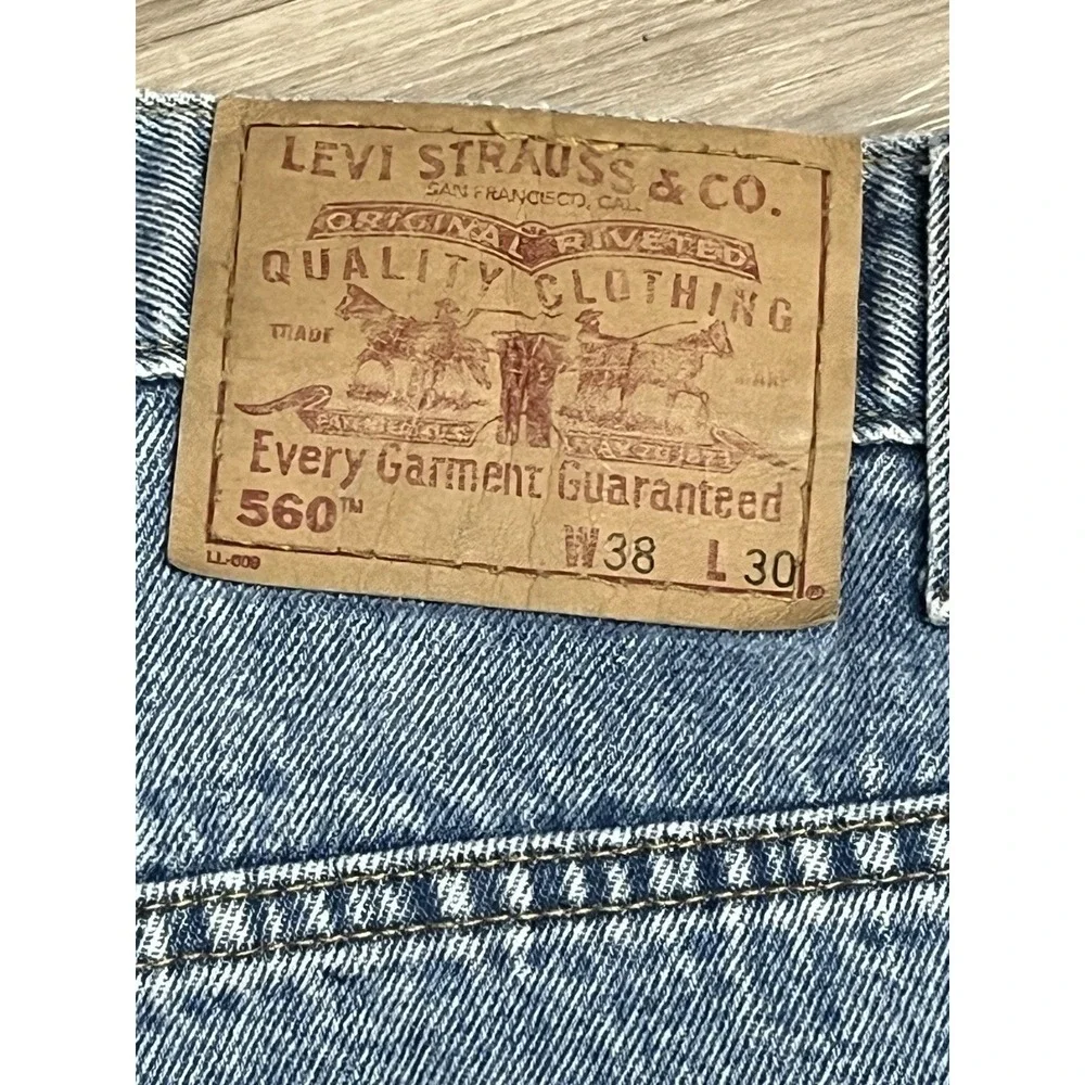 Vintage Levi's 560 Loose Fit Tapered Leg Jeans Light Wash Y2K 38x30(Fits 38x28)